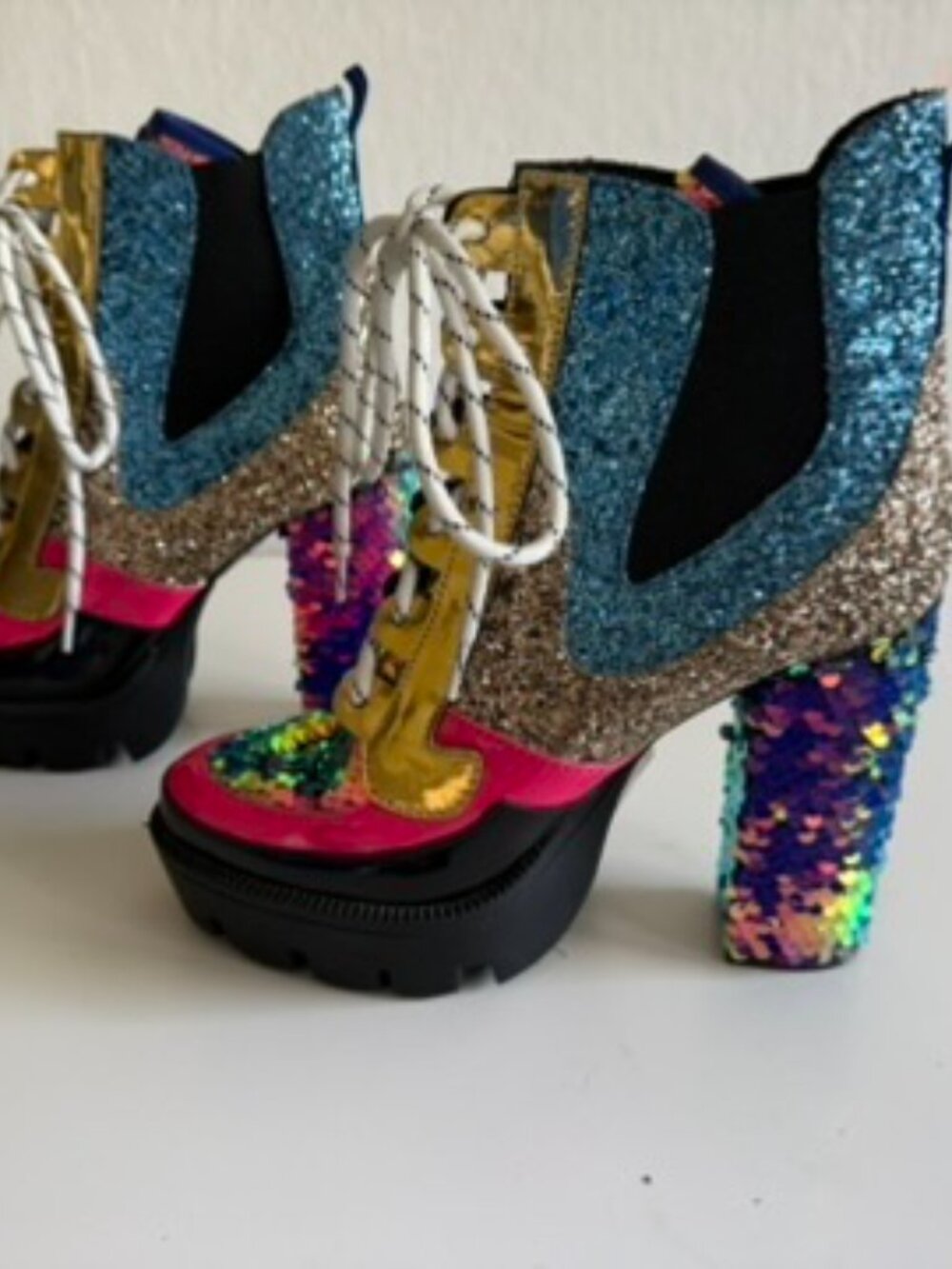 Cape Robbin Sequin Glitter Platform Boots, NWOT Size 6.5 - Picture 4 of 9